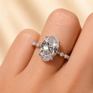 Bague de fiançailles ovale en diamant de laboratoire 3 carats D VVS certifiée IGI, en or massif 14 carats, avec halo, bijou de déclaration pour femme - Product Image 1