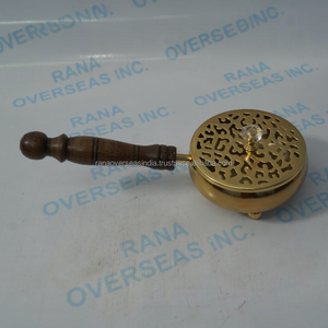 Quemador de incienso de hierro con mango de madera, quemador de carbón y resina Bakhoor, incensario de metal para el hogar, templo y meditación - Product Image 6