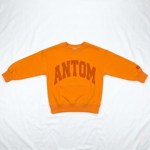 เสื้อสเวตเชิ้ตครอปคอกลมสีชมพูสดแบบกำหนดเองสำหรับผู้หญิง สไตล์ Y2K สตรีทแวร์ ผ้าฝ้ายฟลีซ พิมพ์ลายตัวอักษรโลโก้สีน้ำเงิน แฟชั่น OEM OD - Product Image 3