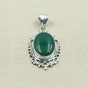 Pendentif ovale en onyx vert vintage, argent sterling 925, fait main, style bohème ethnique, bijou de créateur, cadeau pour femme, pendentif statement pour elle - Product Image 6