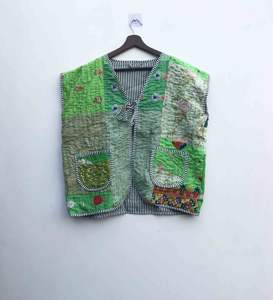 Nouveauté : veste courte vintage brodée Kantha khambaadi pour femmes indiennes - Product Image 1