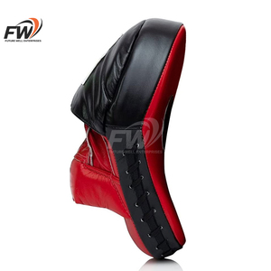 Guantes y Almohadillas de Piel para Entrenamiento de Boxeo con Logotipo Personalizado Impreso - Duraderos y Transpirables - Venta al Por Mayor de Fábrica - Product Image 3