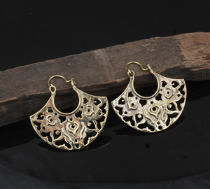 Pendientes Colgantes de Lujo Hechos a Mano, Estilo Vintage, Chapados en Oro, para Boda, Aniversario, Regalo para Mujer, Fiesta - Product Image 1
