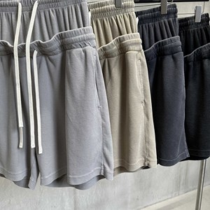 Pantalones Cortos Holgados Unisex Personalizados con Textura Vintage Lavada, Estilo Waffle, Cintura Doble Elástica con Cordón Ajustable y Alta Calidad - Product Image 5