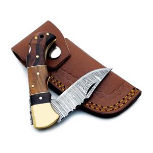 Couteau pliant en acier Damas avec verrouillage arrière, manche en bois, embout en laiton et étui – Couteau de poche EDC pour camping et chasse OEM/ODM - Product Image 5