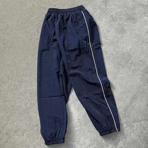 Ensemble short et veste coupe-vent pour homme en polyester, tenue d'été streetwear personnalisée - Product Image 3