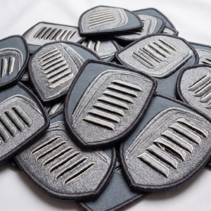 Écusson brodé hexagonal pour jante à rayons, badge de voiture classique avec bordure en sergé, emblème pour vêtements, exportateur - Product Image 5