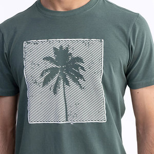Camiseta de Hombre con Estampado Gráfico, Mezcla de Algodón, Manga Corta, Informal, Personalizable con Marca, Fabricante de Ropa OEM, Directo de Fábrica - Product Image 5