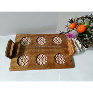 Plateau de service rectangulaire moderne en bois de manguier, fait main et écologique, avec un design décoratif en bois, pour le thé, le café et le petit-déjeuner - Product Image 3