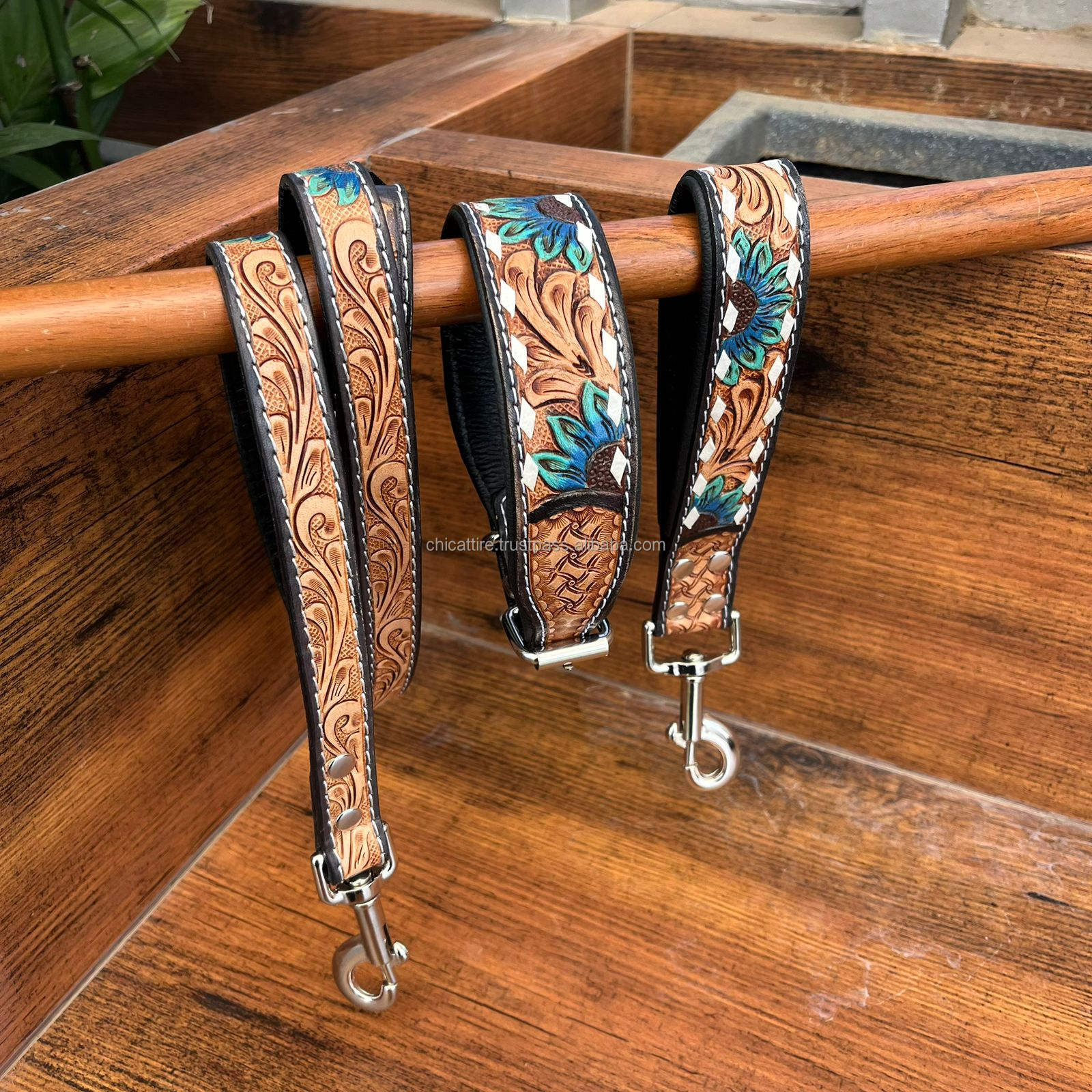 สีน้ำตาล