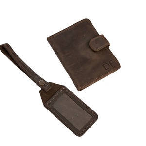 ชุดซองหนังใส่พาสปอร์ตและป้ายกระเป๋าสำหรับผู้ชาย LPT-0018 - Product Image 1