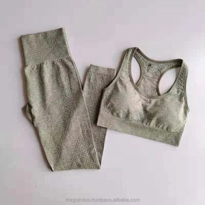 Ensemble de yoga pour femmes 2 pièces en satin sans couture, vêtements de sport pour la salle de sport, soutien-gorge de sport, leggings taille haute, pantalon de fitness - Product Image 5