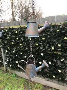 Chaîne de pluie en métal en forme d'arroseur, alternative écologique au tuyau de descente et pour la visualisation du flux d'eau de pluie, provenant d'Inde - Product Image 2