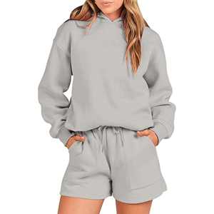 Ensemble de survêtement en velours noir pour femme, personnalisé par le fabricant, haut court et pantalon de jogging, 2 pièces, avec sweat à capuche - Product Image 1