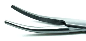 Pinzas Hemostáticas Crile de 6.25 Pulgadas, Rectas y Curvas, de Acero Inoxidable con Bloqueo Manual, Instrumento Quirúrgico con Certificación CE, Marca Zuol - Product Image 5