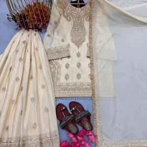 Ensemble Salwar Kameez en soie beige, brodé de sequins, style indien pakistanais, pour mariage et fête, vente en gros, vêtements ethniques pour femmes - Product Image 6