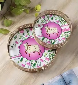 Ensemble de pots décoratifs en métal Pichwai avec plateau, pour la décoration de mariage - Product Image 2