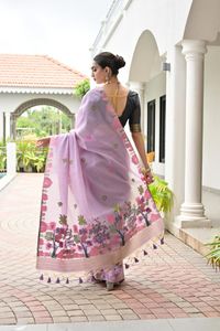 Sari en coton Chanderi doux avec bordure de pallu fleuri en tissage Resham, chemisier contrastant, séchage rapide, pour femmes, idéal pour les fêtes - Product Image 4
