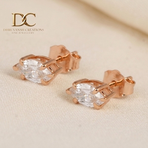 Boucles d'oreilles solitaires en or rose massif 14 carats avec diamant de laboratoire taille marquise pour femme, bijoux fins de luxe minimalistes pour mariage - Product Image 6