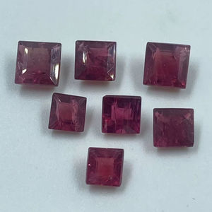 Spinelle rouge naturelle de haute qualité, 2,88 carats, 7 pierres taillées en coussin, origine LK, R.K. GEMS & JEWELLERY pour la fabrication de bijoux - Product Image 1