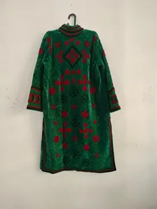 Elegant <b>Women</b> Green <b>Velvet</b> Suzani Long <b>Jacket</b> Floral Embroidered Full Sleeve Stand Collar Bohemian Ethnic Style Winter Outerwear - Product Image 5