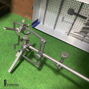 Juego de Retractores de Laringofaringoscopio F.J. INTERNATIONAL Premium FJ-ORT-4283, Instrumento Quirúrgico Manual de Acero Inoxidable, Calibrador Bucal - Product Image 2