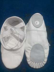 Chaussons de ballet souples pour filles GAF avec empeigne en coton et toile, semelle extérieure en cuir véritable, talon plat - Product Image 2