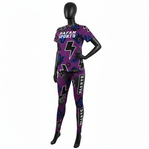 Conjunto de Lujo: Camiseta Marrón de 300GSM y Leggings de Compresión de 260GSM con Paneles Acanalados en los Hombros y Estampado 3D Puff - Product Image 4