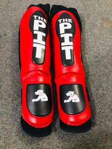 Protège-tibias et protège-jambes en cuir rouge avec fermeture auto-agrippante, genouillères de protection légères pour l'entraînement de kick-boxing unisexe - Product Image 5