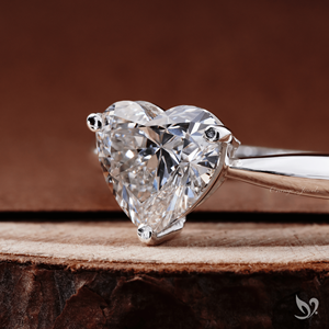 Anillo solitario de diamante cultivado en laboratorio de 2 quilates con forma de corazón, engaste de tallo pellizcado en oro blanco de 10K, anillo de compromiso romántico. - Product Image 2