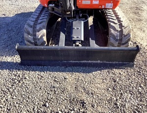 Machine polyvalente U27-4 pour les projets d'aménagement paysager, d'utilisation et de drainage - Product Image 4
