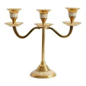 Lampe à huile artisanale en laiton Bold Blossom avec éteignoir |   Porte-bougie décoratif religieux pour mariage |   Directement de l'usine - Product Image 3