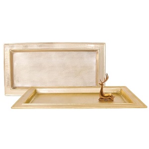Plateaux de rangement décoratifs en aluminium doré Beaufort, rectangulaires, avec poignées, élégants, pour le salon, pour servir des aliments secs, idéal pour offrir - Product Image 6
