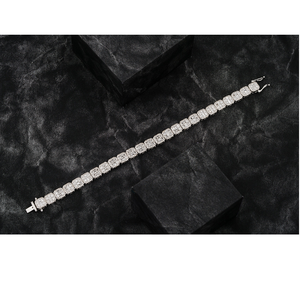 Bracelet gourmette de luxe en diamant de laboratoire VVS, taille brillant rond, chaîne hip-hop haut de gamme, bijoux raffinés - Product Image 1