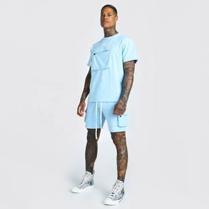 Conjuntos de Camiseta y Pantalones Cortos para Hombre, Personalizados con Logotipo, Ecológicos, Transpirables, 100% Algodón, MOQ Bajo, Tallas Grandes - Product Image 1