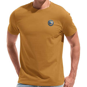 Camiseta lisa para hombre 100% algodón, ligera, hecha con tela transpirable para días de verano cómodos. - Product Image 1