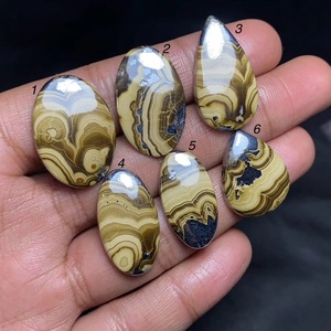 พลอยธรรมชาติแบบผสมรูปทรงคาโบชองผิวเรียบสำหรับทำเครื่องประดับ - Product Image 4