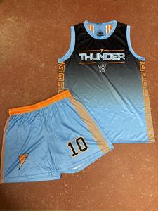 Maillot de football par sublimation pour hommes – Tenue d'entraînement personnalisée pour équipes de football - Product Image 4