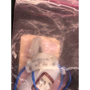 LAM 853-370431-001 MALEMA SENSOR DI FLOW SWITCH - อุปกรณ์และชิ้นส่วนเซมิคอนดักเตอร์ระดับโลกที่เชื่อถือได้ - Product Image 4
