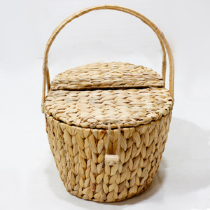 Ensemble de paniers tissés à la main en saule naturel, ovales et circulaires, avec poignée, et grands paniers en jonc de mer noir pour cadeaux - Product Image 2