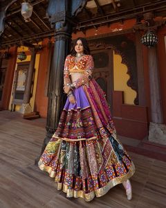 Lehenga Choli Multicolor de Diseñador para Mujer – Ghagra Choli con Estampado de Patchwork y Dupatta |   Ropa Festiva y para Bodas - Product Image 4
