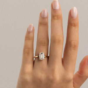 Anillo de Diamante Cultivado en Laboratorio con Corte Esmeralda, Color D, Chapado en Oro Sólido de 14K, Certificado IGI GIA, Joyería Clásica para Mujer, Anillo de Compromiso y Boda - Product Image 3