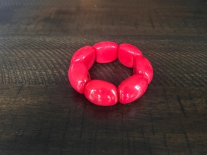 Brazalete de Resina Colorido Moderno y de Lujo para Mujer, Diseño Único, Joyería de Moda a Precio de Mayoreo para Boutique y Tienda - Product Image 5