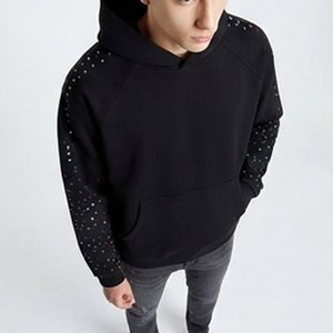 Nouveau sweat-shirt à capuche noir pour homme avec imprimé à pois colorés sur les manches, coupe classique, vêtement décontracté d'automne, tricot en coton, manches raglan - Product Image 6