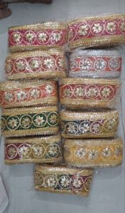 Exquisitos bordes de encaje Gota Patti tradicionales de Rajastán para ropa étnica y manualidades DIY, vibrante juego de cintas con trabajo Gota multicolor. - Product Image 2