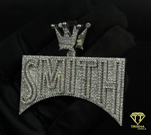 Colgante con letra SMITH personalizado, estilo corona, diamante cultivado en laboratorio, plata de ley 925, cadena de lujo estilo hip hop de Trisha Jewels - Product Image 3