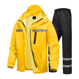 Combinaison de pluie unisexe légère pour la randonnée, le camping, les voyages et le trekking, avec une tenue extérieure imperméable et confortable - Product Image 4