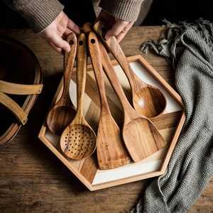 Juego de Cucharas de Cocina de Madera Natural Hechas a Mano con Acabado en Oro Rosa, Diseño Moderno, Ecológicas y Antiadherentes - Product Image 3
