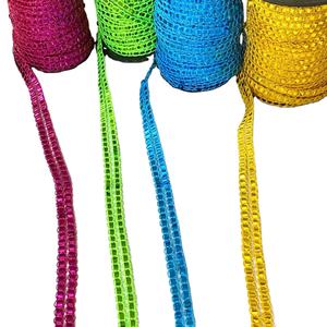 Ruban à sequins colorés de 2,3 cm en dentelle florale avec perles en forme de S, accessoires pour costumes de danse nationale, garniture scintillante personnalisable pour entreprises - Product Image 1