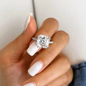 Anillo Solitario de Oro Blanco de 14K con Diamante Cultivado en Laboratorio Certificado por IGI GIA de 1.00 Quilates - Product Image 2